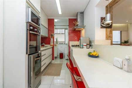 Apartamento à venda com 3 quartos, sendo 1 suíte, em Itaim Bibi, São Paulo, SP