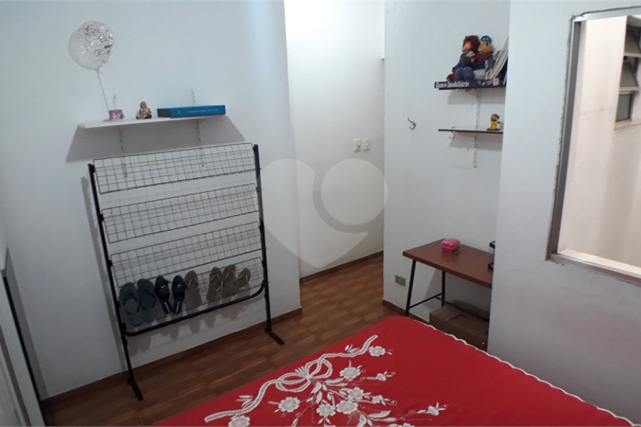 Casa Térrea à venda com 5 quartos, sendo 2 suítes,  em Parada Inglesa, São Paulo, SP