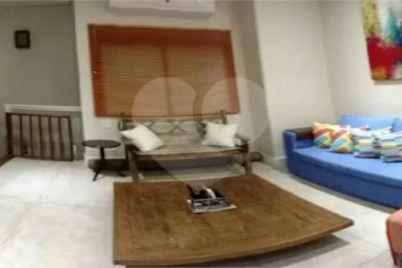 Duplex à venda com 3 quartos, sendo 1 suíte, em Vila Andrade, São Paulo, SP