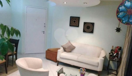 Apartamento à venda com 3 quartos, sendo 1 suíte, em Vila Monumento, São Paulo, SP
