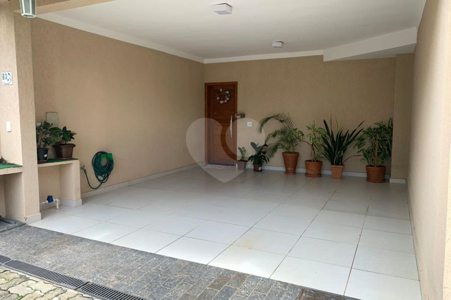 Casa à venda com 3 quartos, sendo 2 suítes, no condomínio Palmas do Tremembé, São Paulo - SP