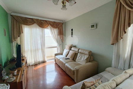 Apartamento à venda com 3 quartos, sendo 1 suíte, em Cambuci, São Paulo, SP