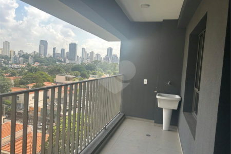 Apartamento à venda com 1 suíte em Cerqueira César, São Paulo, SP