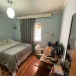 Casa à venda com 3 quartos, sendo 1 suíte,  em Jardim Casablanca, São Paulo, SP