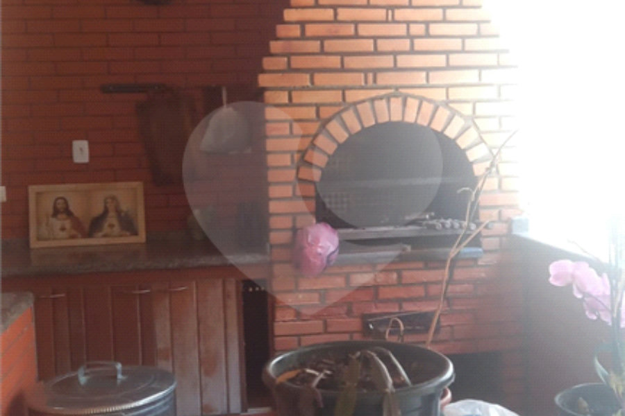 Casa à venda com 5 quartos, sendo 2 suítes, em Jardim Santa Clara, Guarulhos, SP