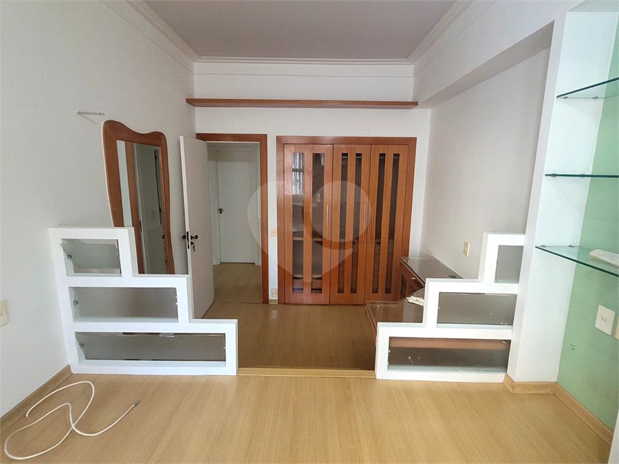 Apartamento à venda com 4 quartos, sendo 1 suíte, em Copacabana, Rio de Janeiro, RJ