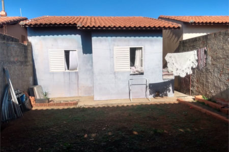 Casa à venda com 2 quartos em Loteamento Gramado I, Itapetininga, SP