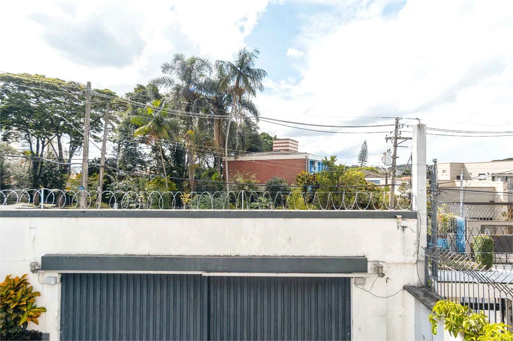 Casa Térrea à venda com 3 quartos, sendo 1 suíte, em Vila Inah, São Paulo, SP