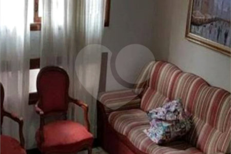 Casa à venda com 3 quartos em Vila Oratório, São Paulo, SP