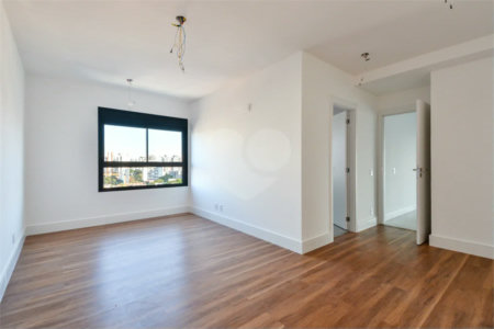 Apartamento à venda com 3 suítes em Ibirapuera, São Paulo, SP