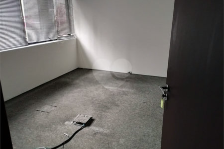 Sala comercial para locação no Brooklin, 152 m²