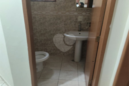 Sobrado para alugar com 3 quartos, sendo 1 suíte, em Jardim Valença, Indaiatuba, SP