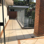 Casa à venda com 4 quartos, sendo 1 suíte, em Vila Cordeiro, São Paulo, SP