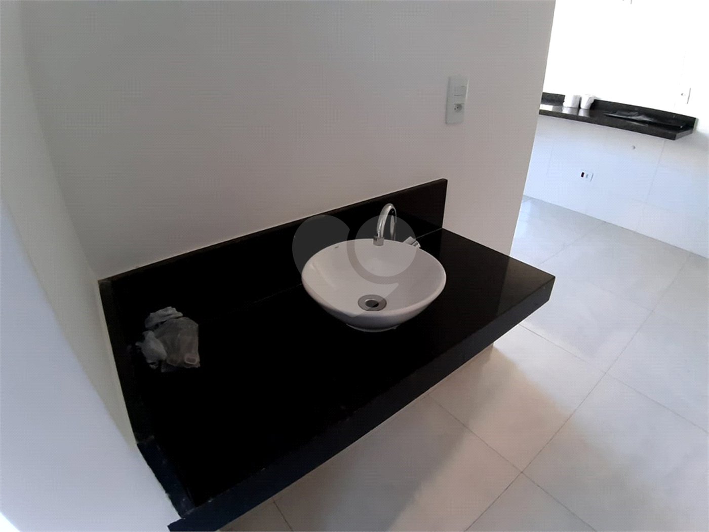 Casa para alugar com 3 quartos, sendo 1 suíte,  no condomínio Villagio DI Maria, São Paulo - SP