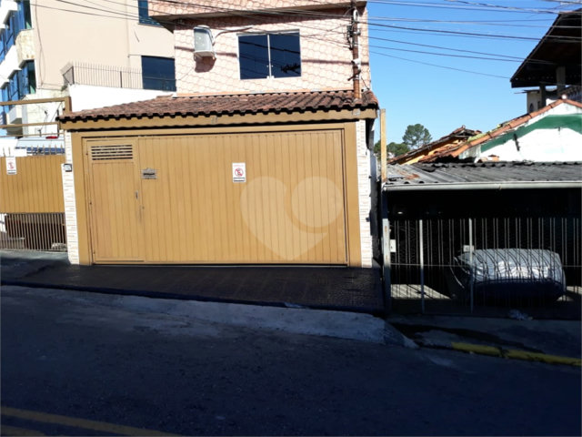 Sobrado à venda com 3 quartos em Vila Renata, Guarulhos, SP
