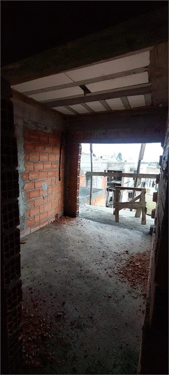 Terreno à venda com 3 quartos, sendo 1 suíte, no condomínio Lago dos Pássaros, Cotia - SP