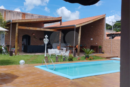 Chácara à venda com 3 quartos, sendo 1 suíte,  no Centro, Araçoiaba da Serra, SP