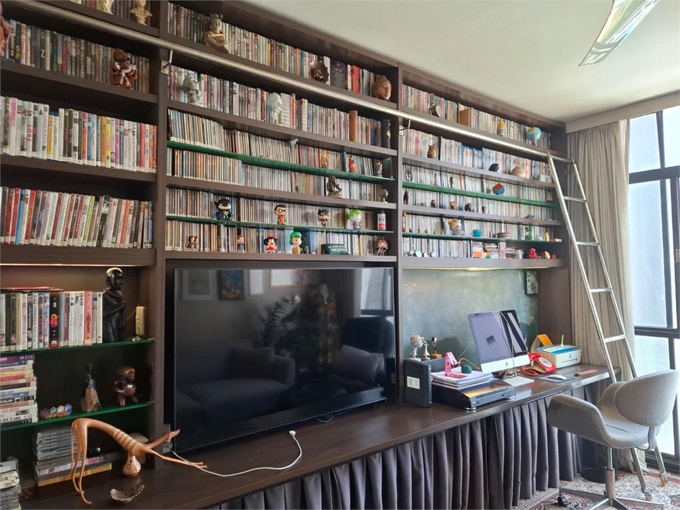Apartamento à venda com 2 quartos, sendo 1 suíte,  em Pinheiros, São Paulo, SP