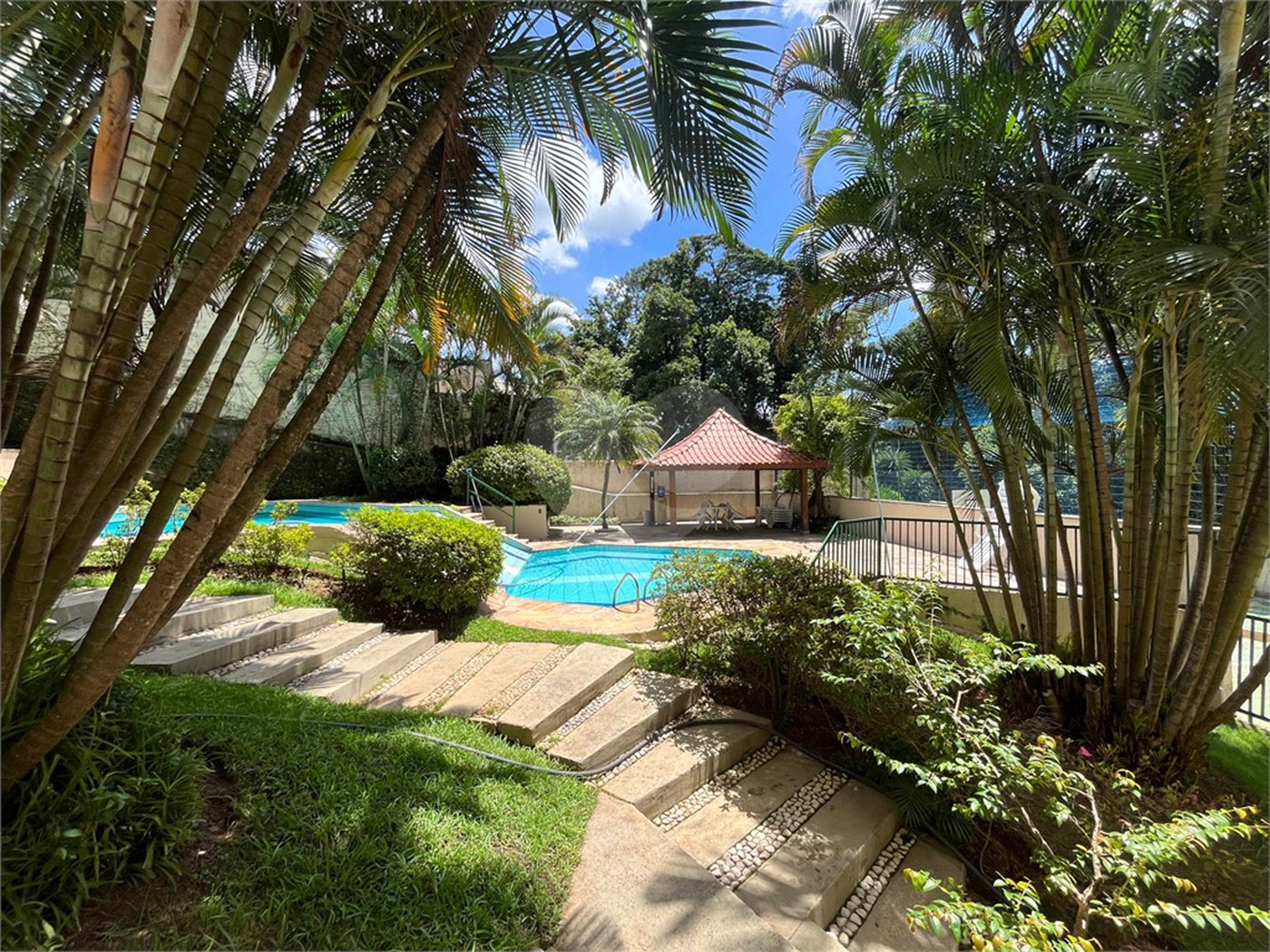 Apartamento à venda com 3 quartos, sendo 1 suíte, em Tremembé, São Paulo, SP