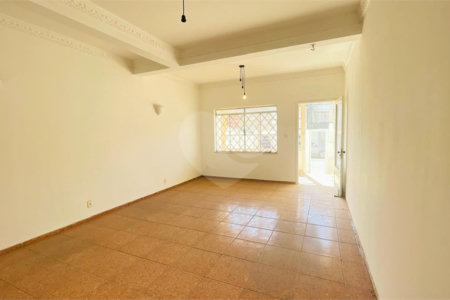 Casa à venda com 3 quartos, sendo 1 suíte, em Vila Carvalho, Sorocaba, SP