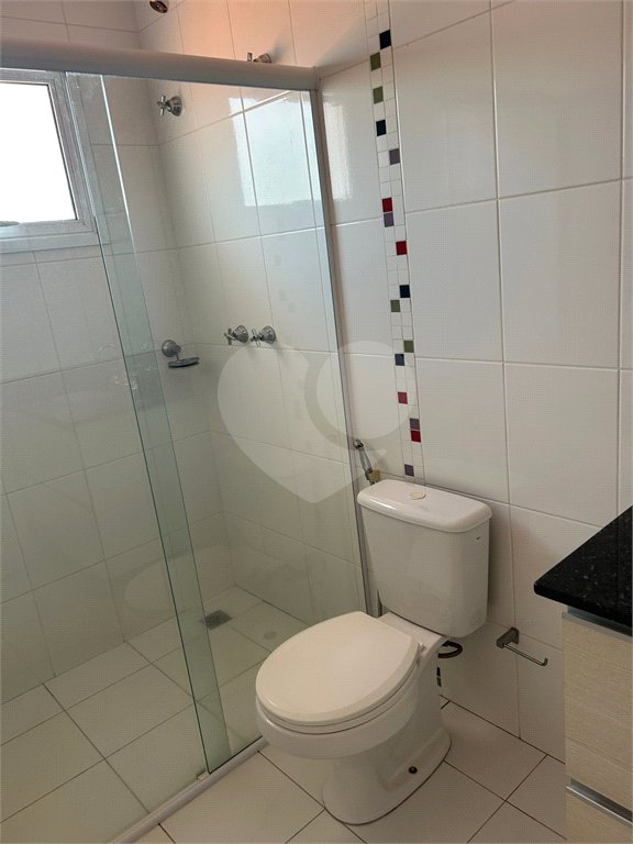 Casa à venda com 3 suítes no condomínio Terras de São Francisco, Vinhedo - SP