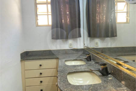 Casa à venda com 3 suítes em Jardim Primavera, Araraquara, SP