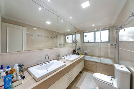Casa à venda com 4 suítes no condomínio Ville Bosqueé, São Paulo - SP