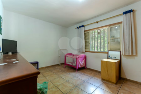 Sobrado à venda ou para alugar com 4 quartos, sendo 1 suíte, em Vila Anglo Brasileira, São Paulo, SP