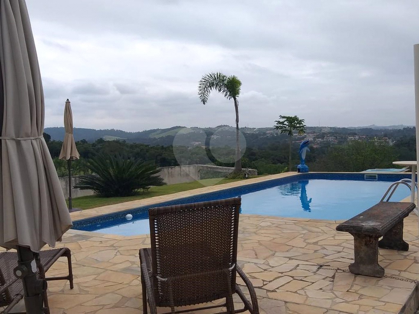 Chácara à venda com 3 suítes em Ribeirão dos Porcos, Atibaia, SP