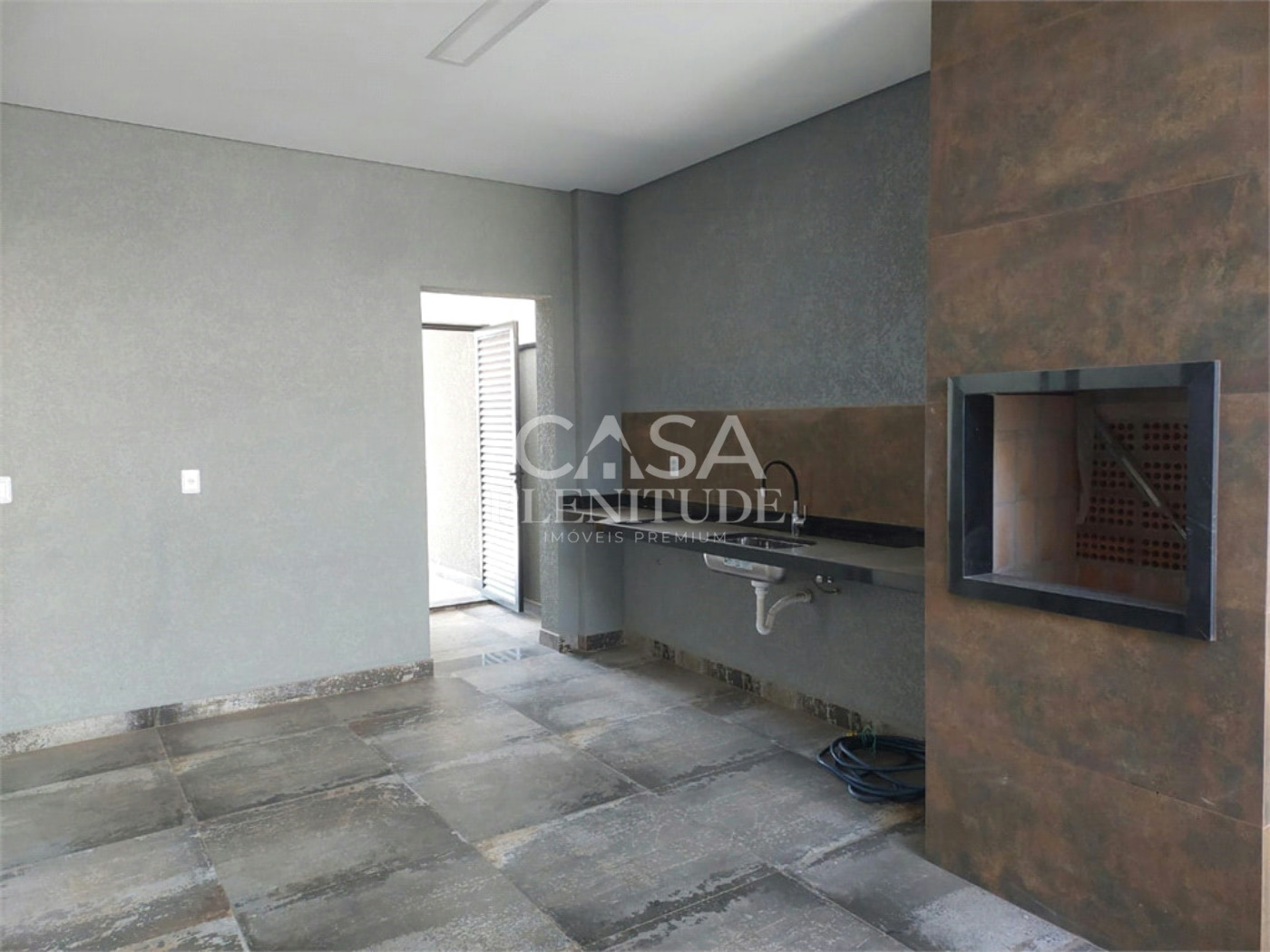 Casa em condomínio à venda com 3 quartos, sendo 1 suíte, em Wanel Ville, Sorocaba, SP