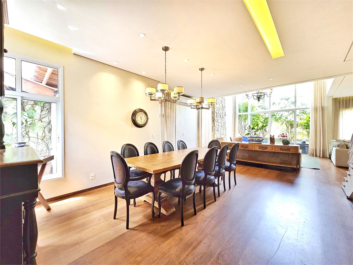 Casa à venda com 4 suítes no condomínio Ville Courchevel, São Paulo - SP