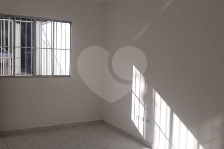 Sobrado para alugar com 3 quartos, sendo 1 suíte, em Esplanada Mendes Moraes, São Roque, SP
