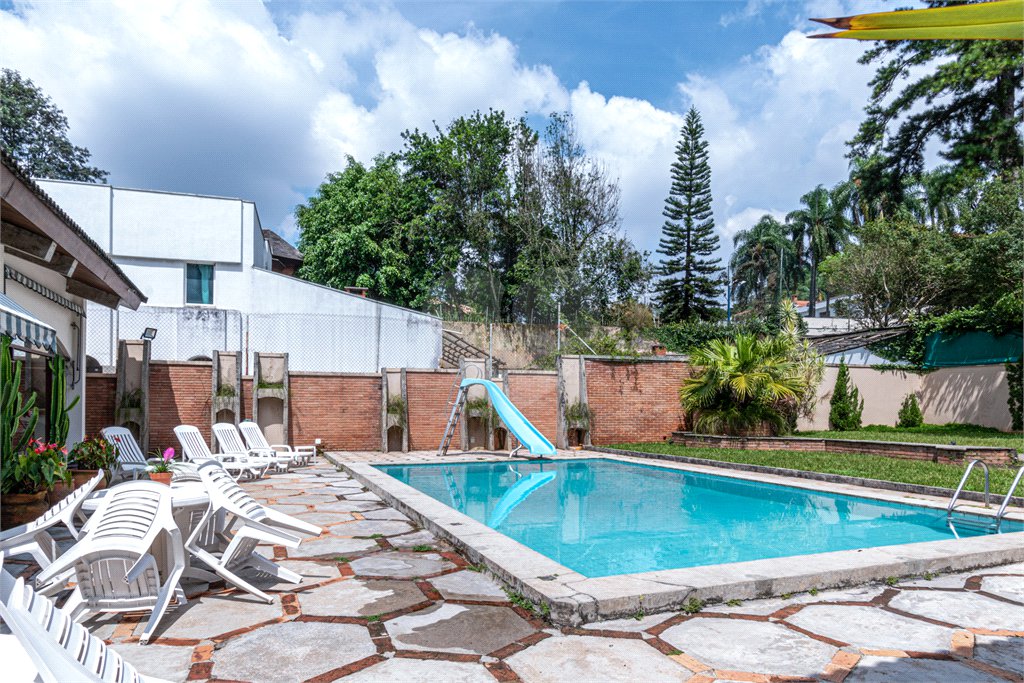 Casa de Vila à venda ou para alugar com 5 suítes em Jardim dos Estados, São Paulo, SP