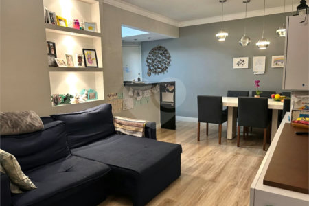 Apartamento à venda com 3 quartos, sendo 1 suíte, em Jardim Luanda, São Paulo, SP