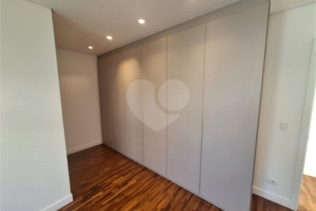 Casa à venda ou para alugar com 3 suítes no condomínio Boulevard Ibirapuera, São Paulo - SP