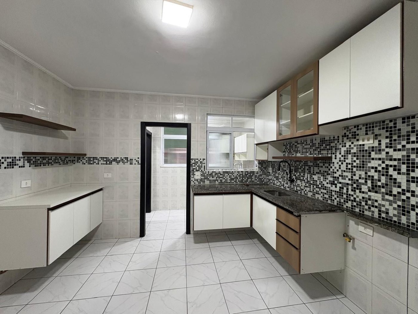 Apartamento com 2 dormitórios à venda, 85 m² por R$ 458.000,00 - Itararé - São Vicente/SP