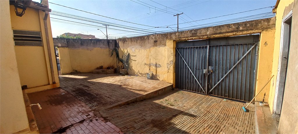 Casa Térrea à venda com 3 quartos em Ipiranga, Ribeirão Preto, SP