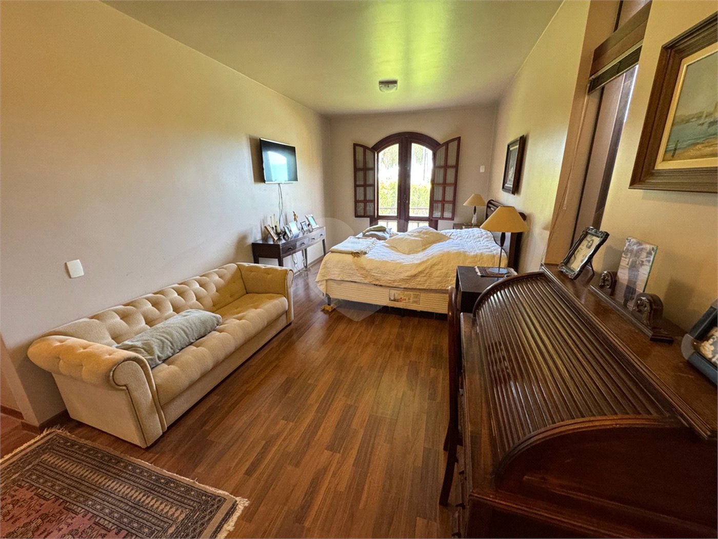 Casa à venda com 7 quartos, sendo 3 suítes,  em Jardim Colombo, Itapetininga, SP