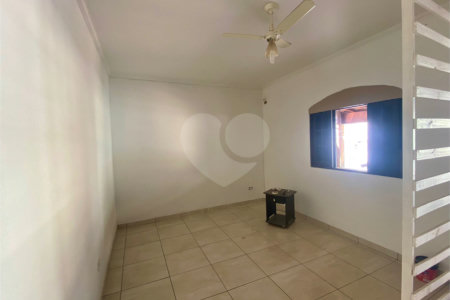Casa à venda com 3 quartos em Vila Rosália, Guarulhos, SP