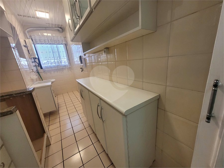 Apartamento para alugar com 3 quartos, sendo 1 suíte,  em Vila Hamburguesa, São Paulo, SP