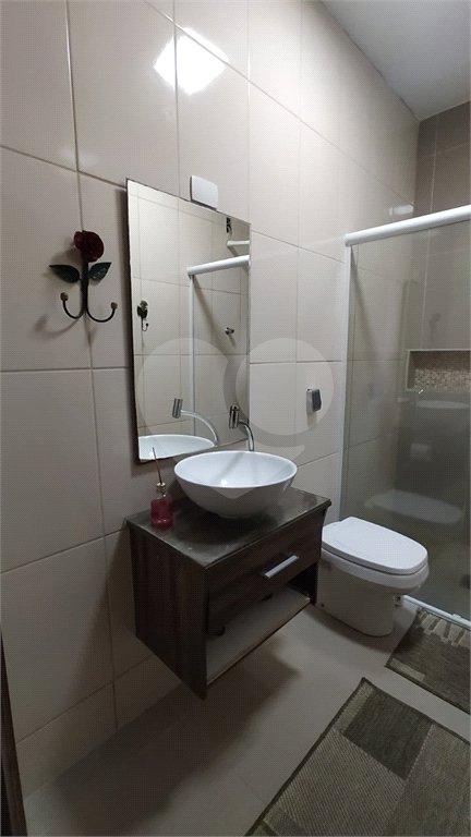 Sobrado à venda com 3 quartos, sendo 1 suíte, em Jardim Tabatinga, Guarulhos, SP