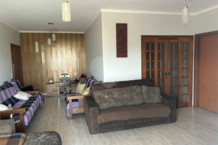 Casa à venda em Campos de Atibaia, Atibaia, SP