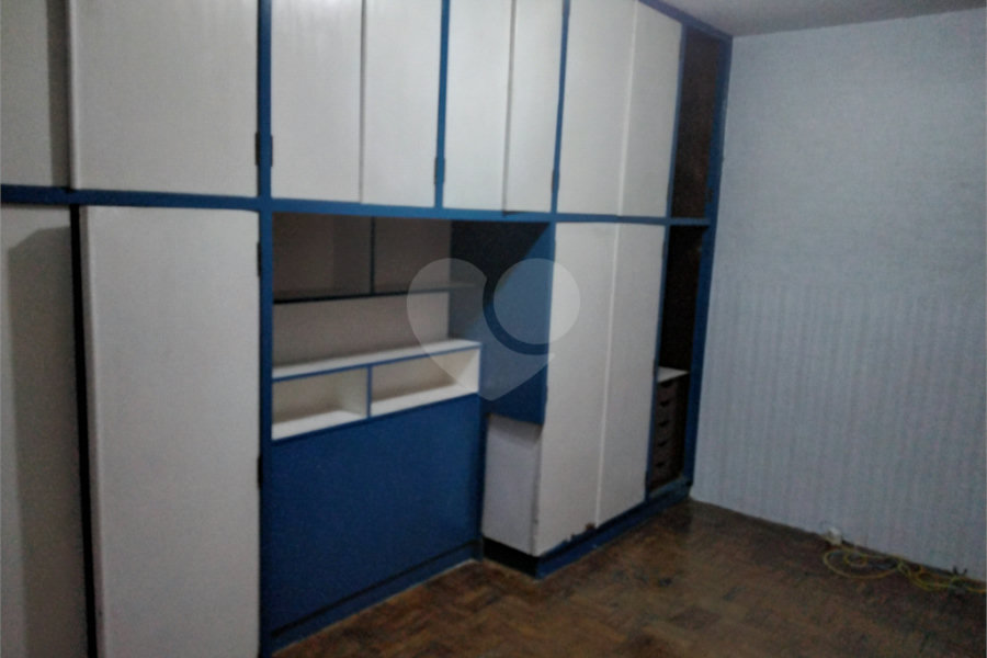 Sobrado à venda com 3 quartos em Bom Retiro, São Paulo, SP