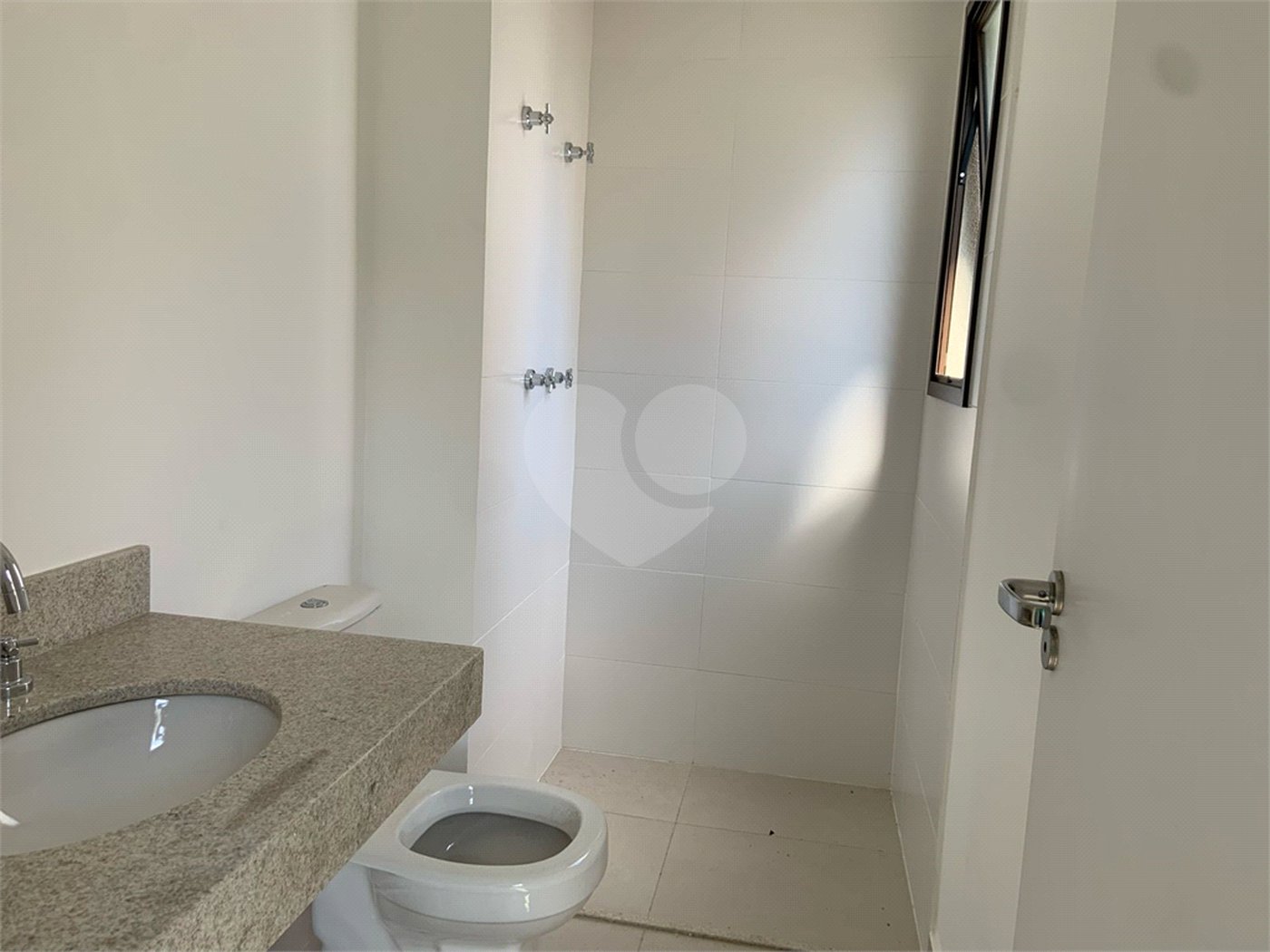 Apartamento à venda com 3 suítes em Bela Aliança, São Paulo, SP