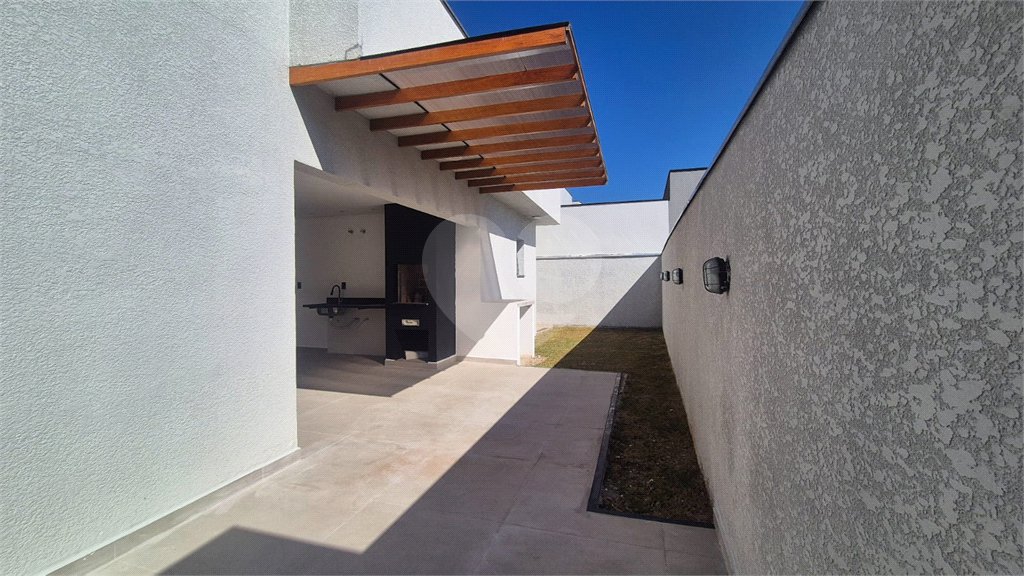 Casa à venda com 3 quartos, sendo 1 suíte,  no condomínio Cyrela Landscape, Votorantim - SP