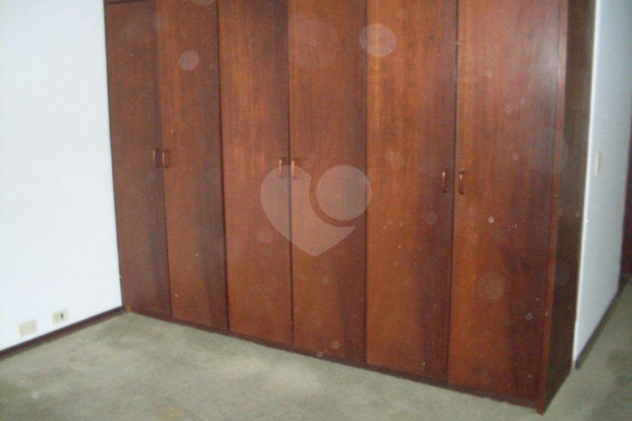 Casa à venda com 3 quartos, sendo 1 suíte,  em Vila Irmãos Arnoni, São Paulo, SP