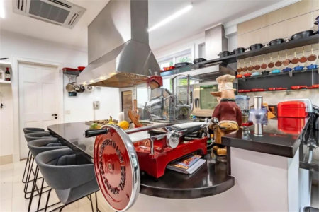 Casa à venda com 4 suítes no condomínio Ville D´asolo, São Paulo - SP