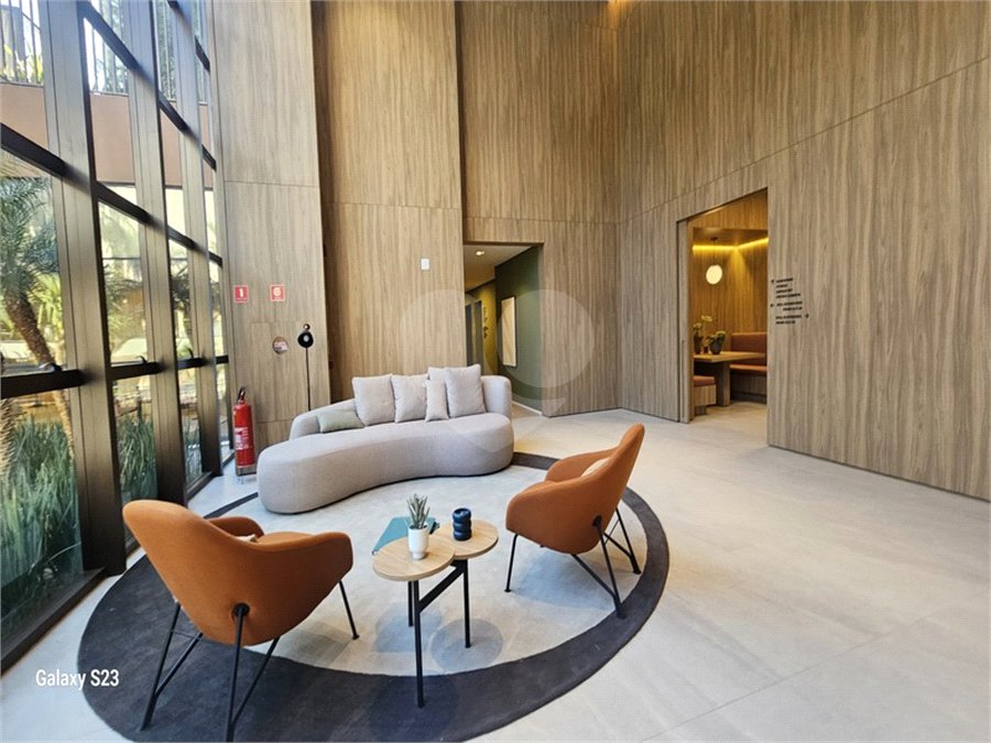 Apartamento à venda com 3 quartos, sendo 1 suíte,  em Pinheiros, São Paulo, SP