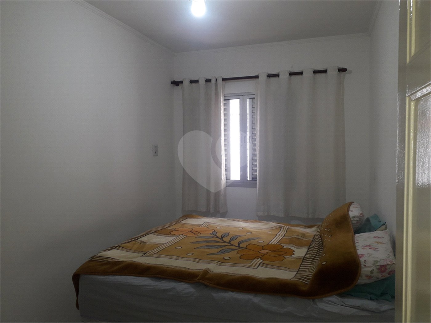 Casa à venda com 4 quartos, sendo 2 suítes, em Santana, São Paulo, SP