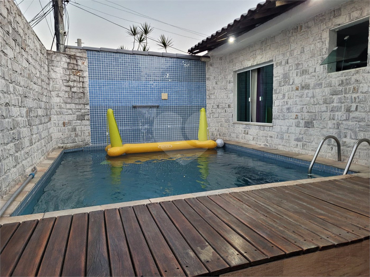 Casa à venda com 3 quartos, sendo 1 suíte, em Campo Grande, Rio de Janeiro, RJ